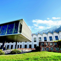 LGT fördert Studierende der Universität Liechtenstein