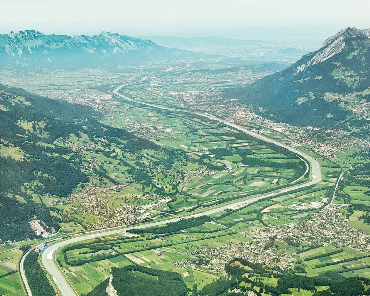 Luftbild Rheintal Liechtenstein