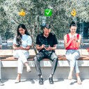 😊/👍/🙄 – How emojis can make digital management communication more efficient and personal
