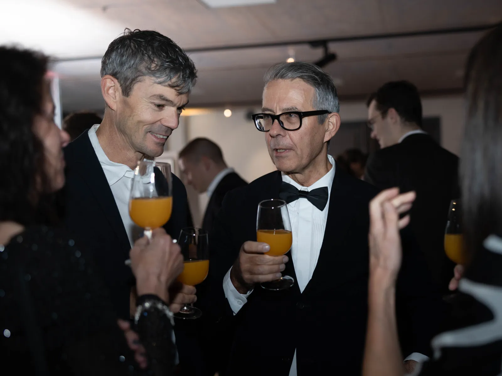 Gäste-Empfang-lächelnd-Universitätsball-Liechtenstein