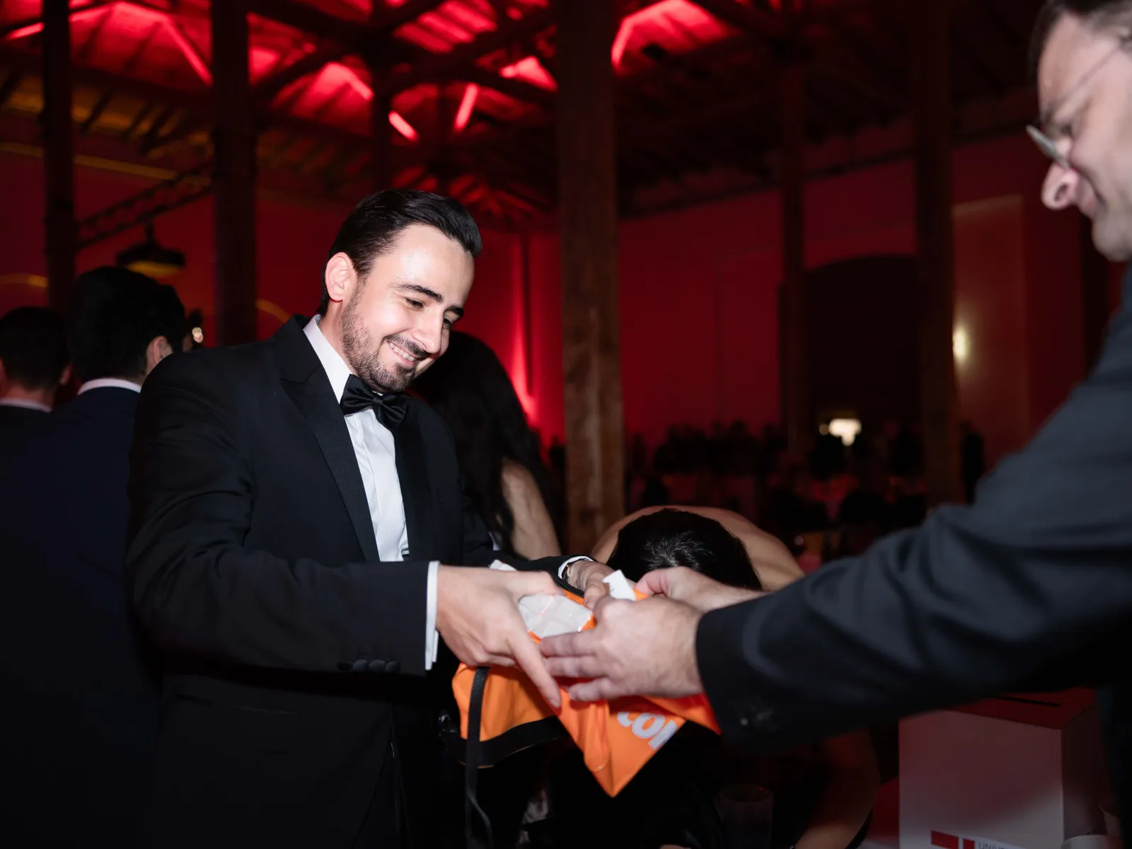 Tombola-Ausgabe-Uniball-Liechtenstein