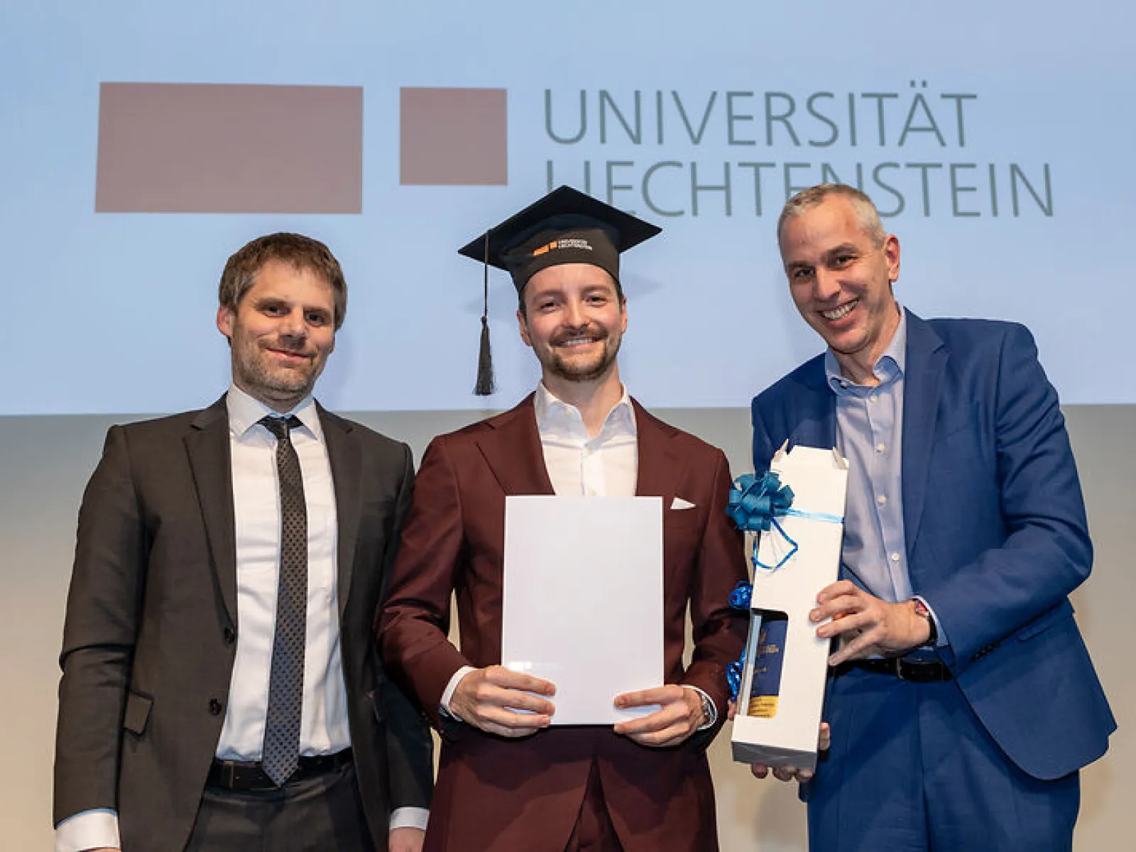 News_Diplomfeier_260327_Universitaet-Liechtenstein