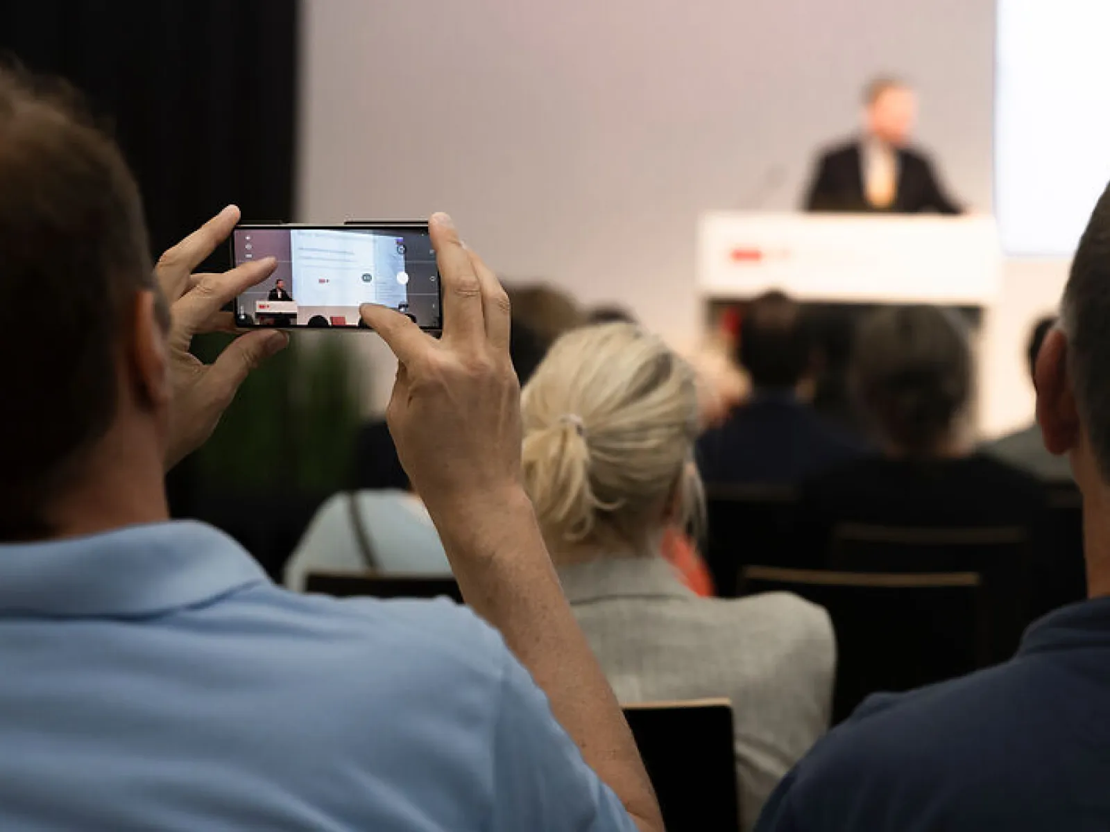 Campus-Gespraech_Martin-Wenz_Universitaet-Liechtenstein