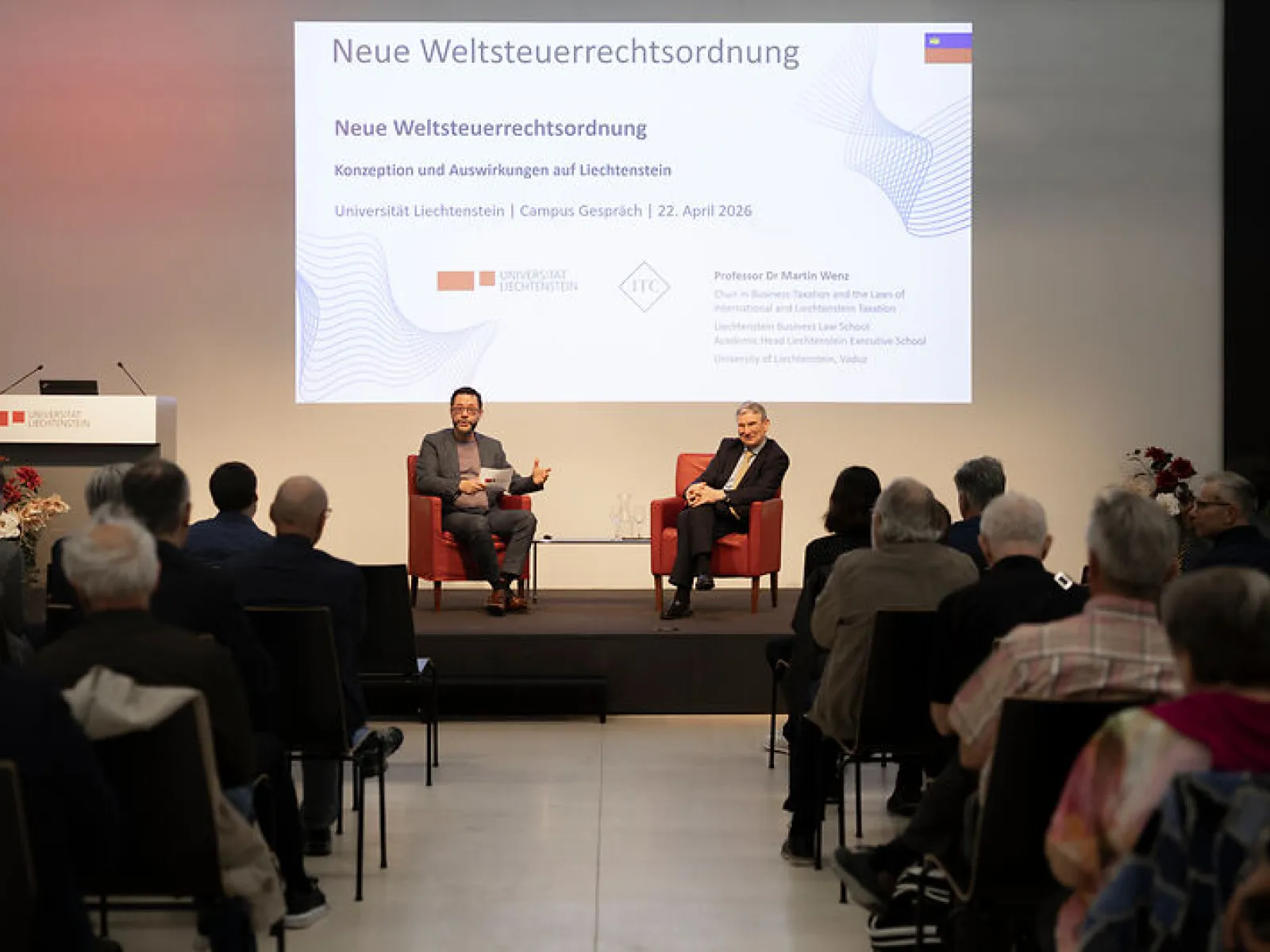 Campus-Gespraech_Martin-Wenz_Universitaet-Liechtenstein