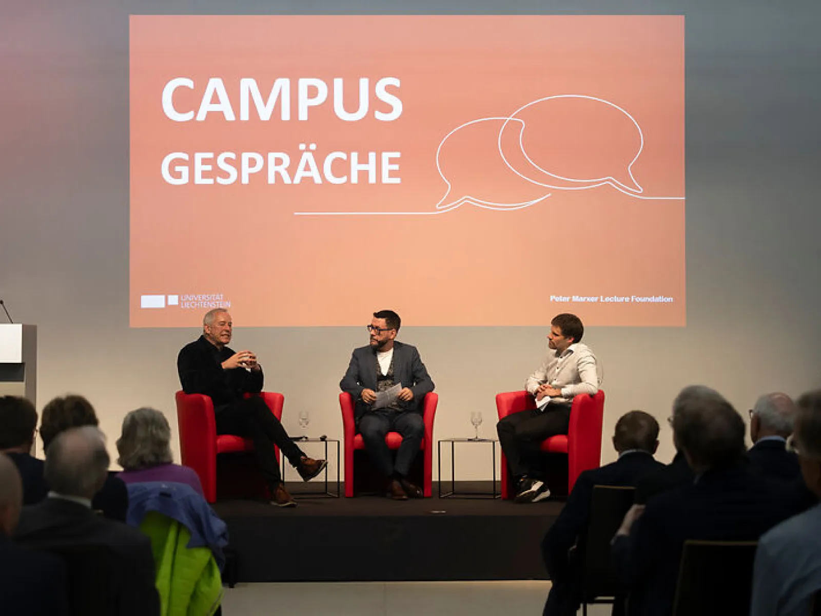 News_Campus-Gespraech_Bruno-Kaufmann_Christian-Frommelt_Universitaet-Liechtenstein