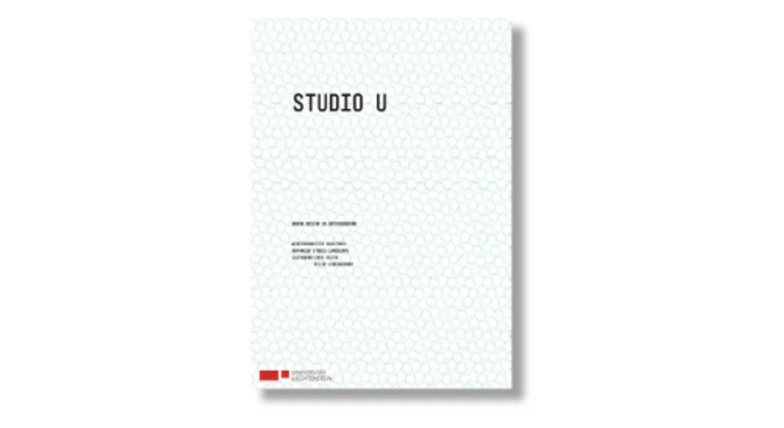 Cover in blau/weiss mit dem Titel "Studio U"