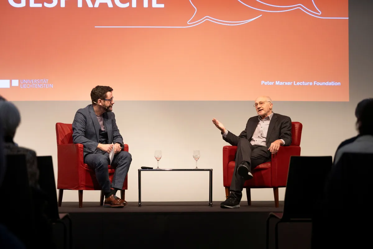 News_Campus-Gespraeche_Harald-Wehnes_Universitaet-Liechtenstein