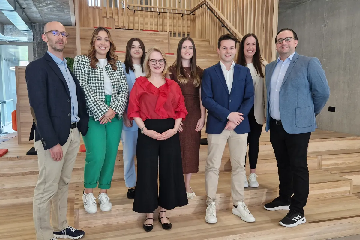 Gruppenfoto zum Abschluss des Zertifikatsprogramms Wirtschaftsstrafrecht an der Universität Liechtenstein