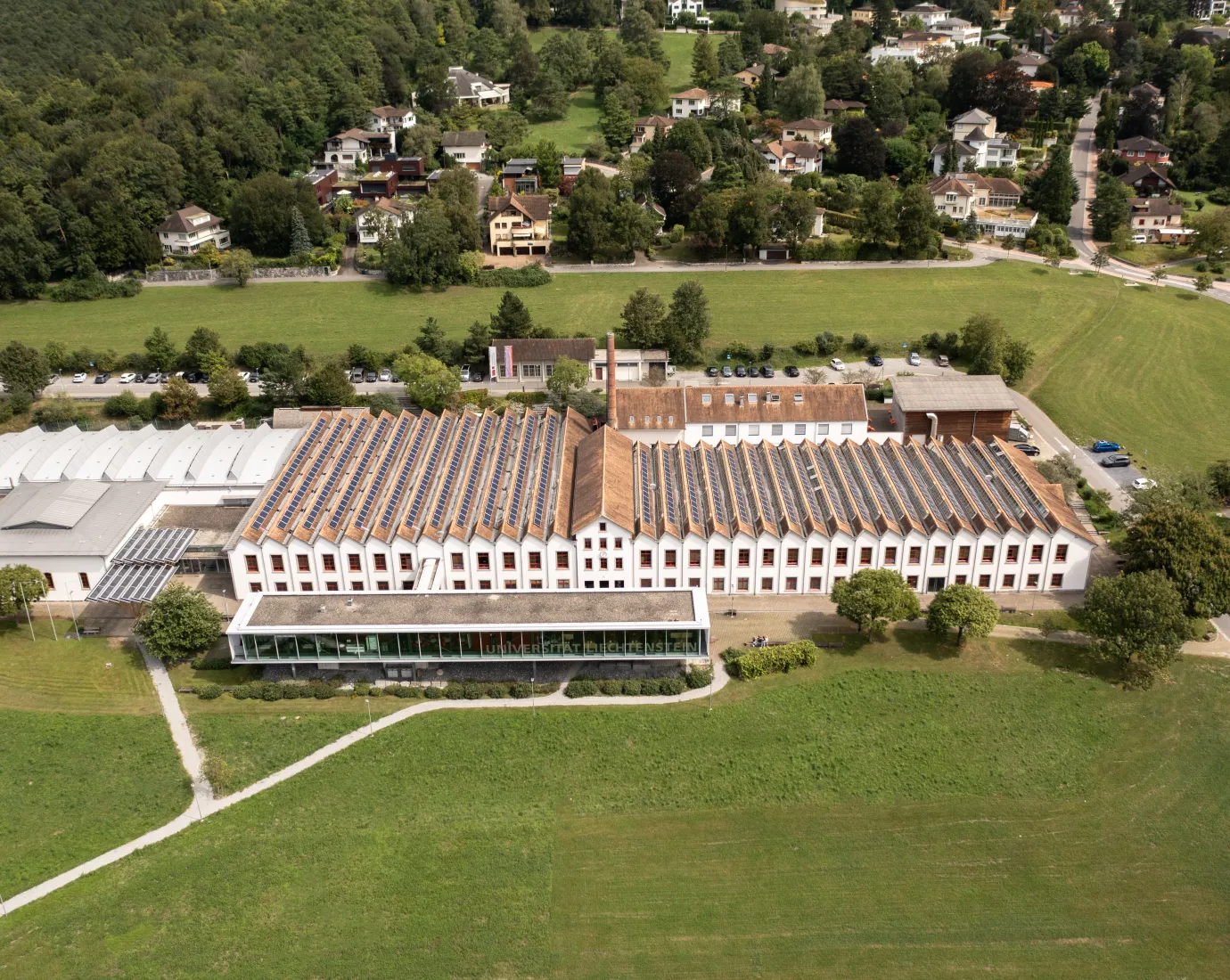 Flugaufnahme des Campus der Universität Liechtenstein