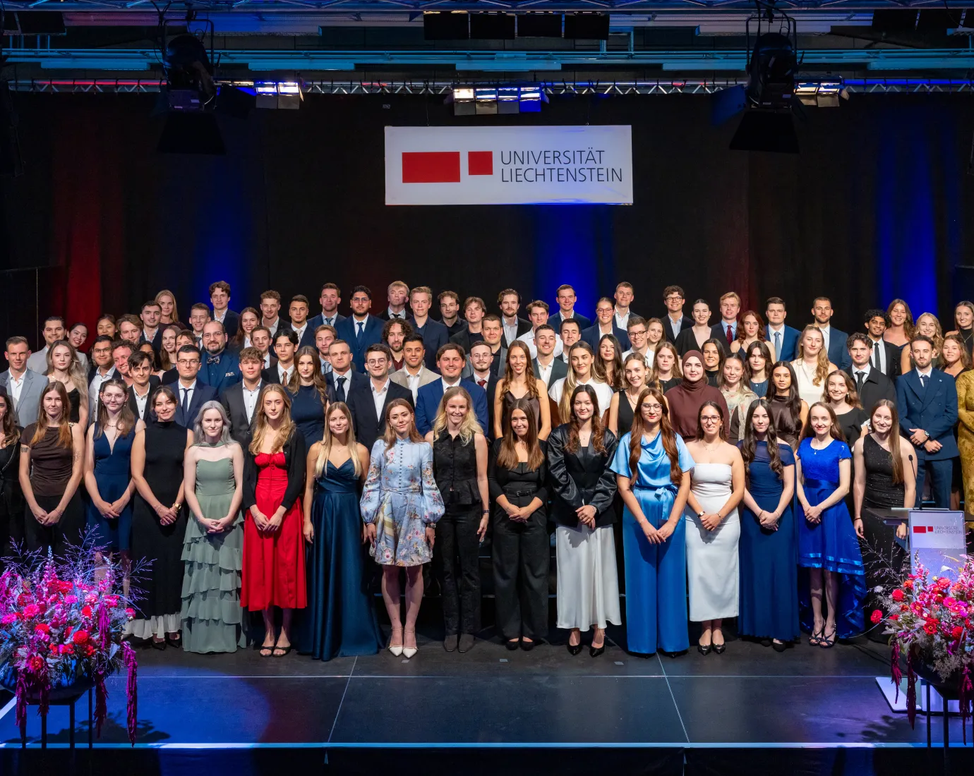 Absolventinnen und Absolventen Bachelor und Master September 2026