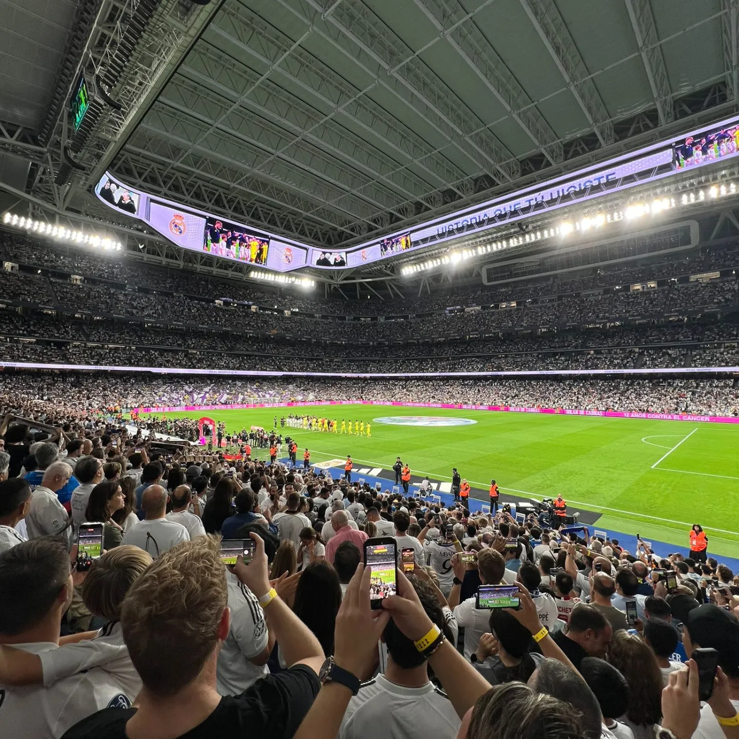 Stadion Bernabeu an einem Real Madrid Spiel