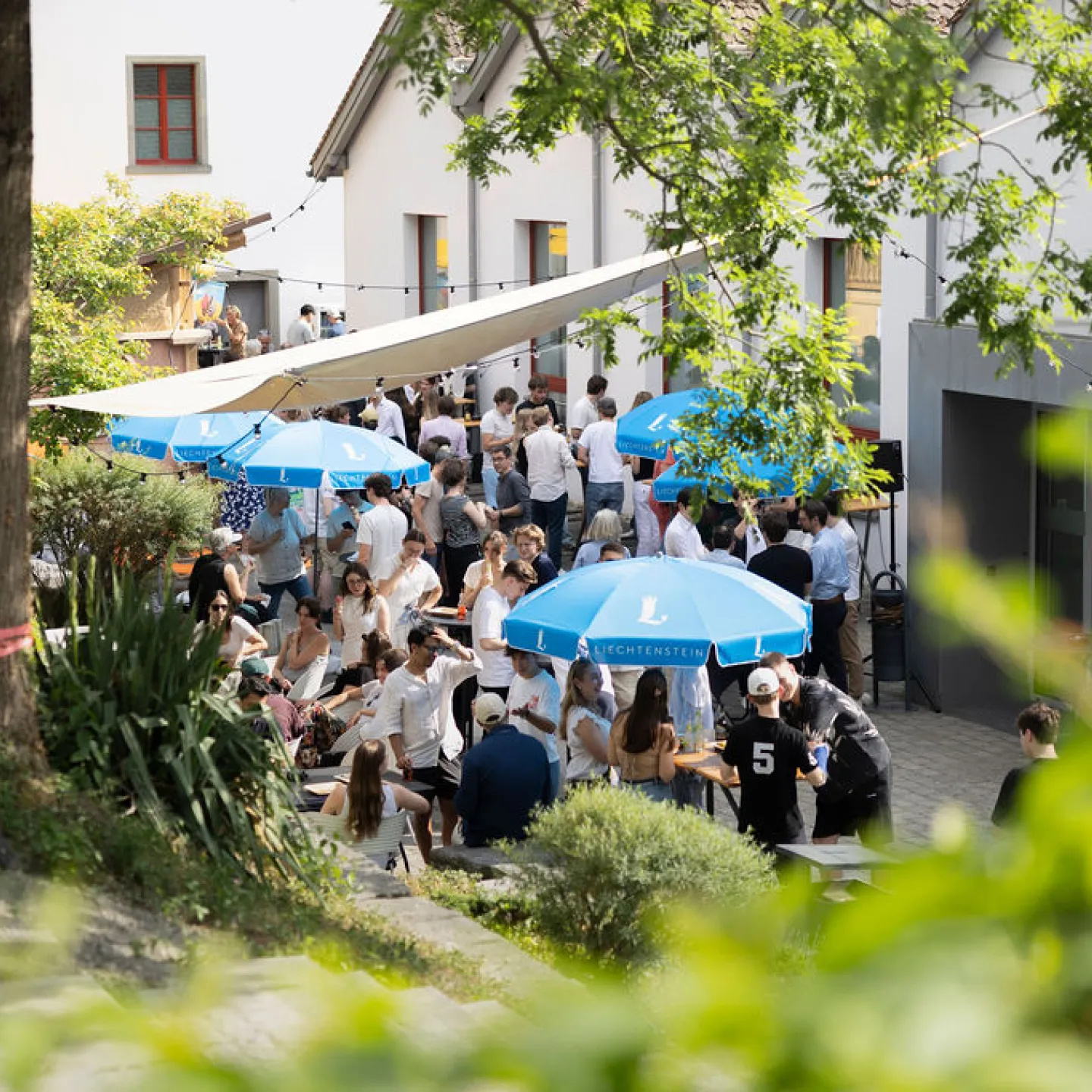 Sommerfest 2026 im Aussenbereich der Universität Liechtenstein