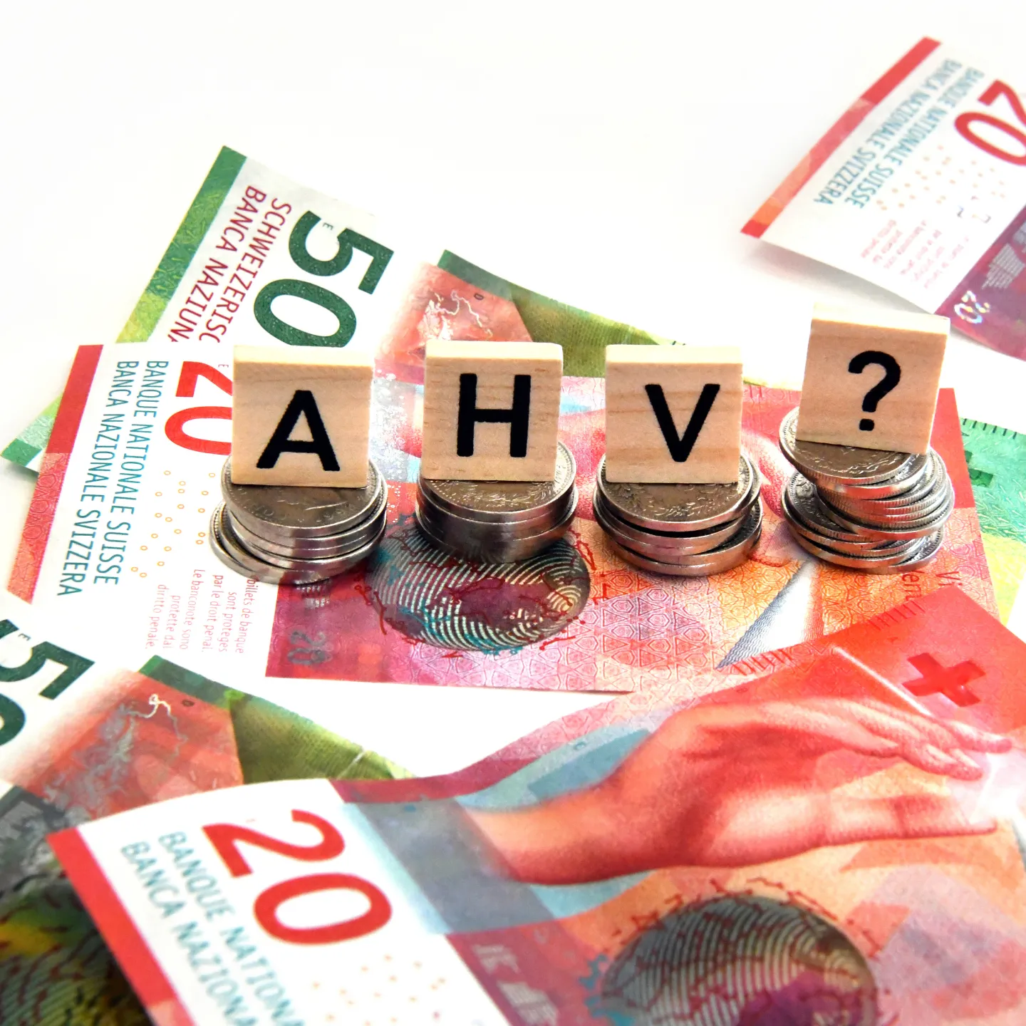 Symbolbild zu Kommentar AHV, Geldscheine mit Schriftzug AHV