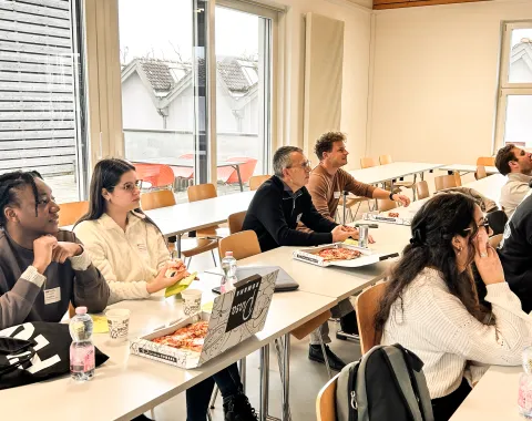 Masterstudierende und Team Wirtschaftsinformatik - Alumni-Talk Master Wirtschaftsinformatik 