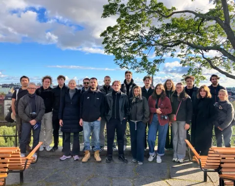 Gruppenbild junger Menschen