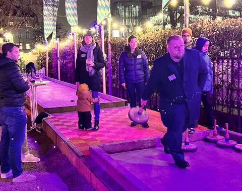 Eisstockschiessen im Biergarten