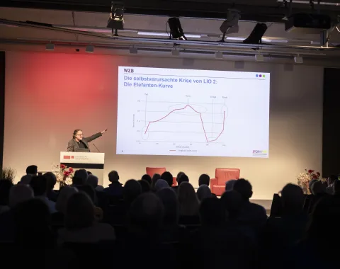 News_Campus-Gespraech_Michael-Zuern_Universitaet-Liechtenstein