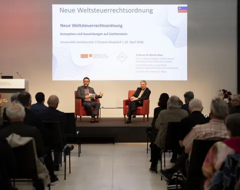 Campus-Gespraech_Martin-Wenz_Universitaet-Liechtenstein
