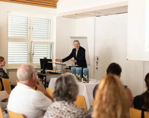 Ansprache bei der Diplomübergabe von Prof. Dr. Martin Wenz