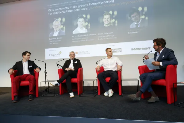 Teilnehmer Podiumsdiskussion Plexus-Event